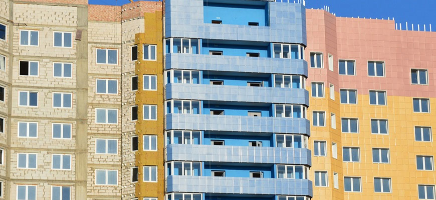Надзорные органы и Союз строителей проработают решения по достройке домов на Партизанской и Папанинцев